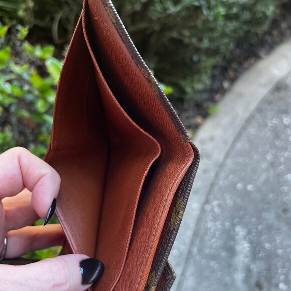 Louis Vuitton Monogram Envelope Bifold Wallet - Vintage 843 - Picture 6 of 10